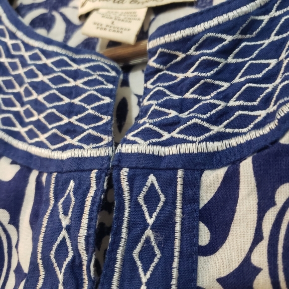 David Brooks Linen Blend Tunic Top Womens L Blue White Embroidered Trim - Picture 4 of 7
